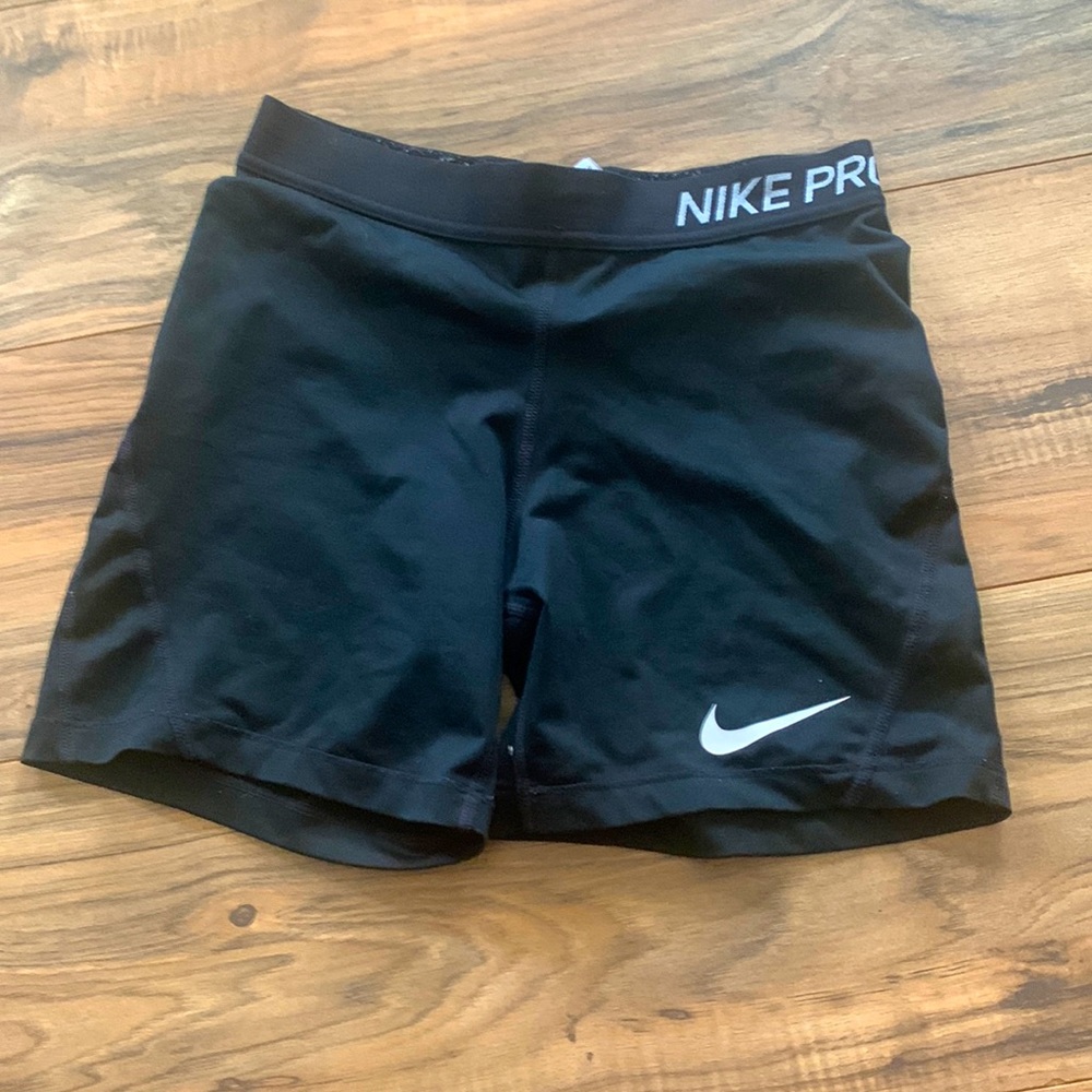 Nike Pros size small